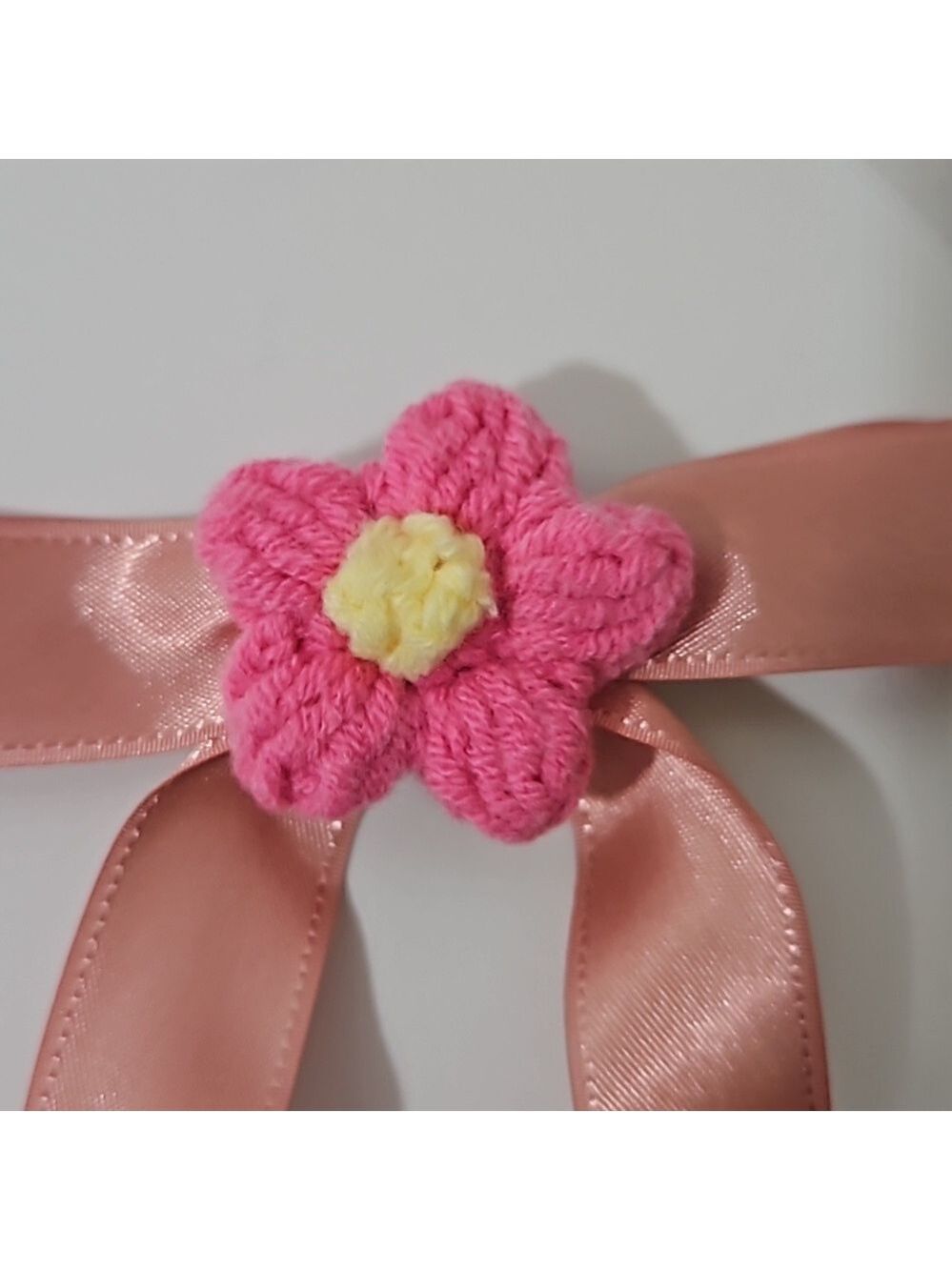 Handmade Crochet Flower Alligator Clip Pink Hair Accessory - Picture 6 of 17